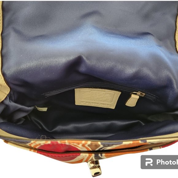 🎁🎁🔥🔥EUC: Coach Colorful Logos Crossbody Purse🔥🔥🎁🎁 - Picture 2 of 5